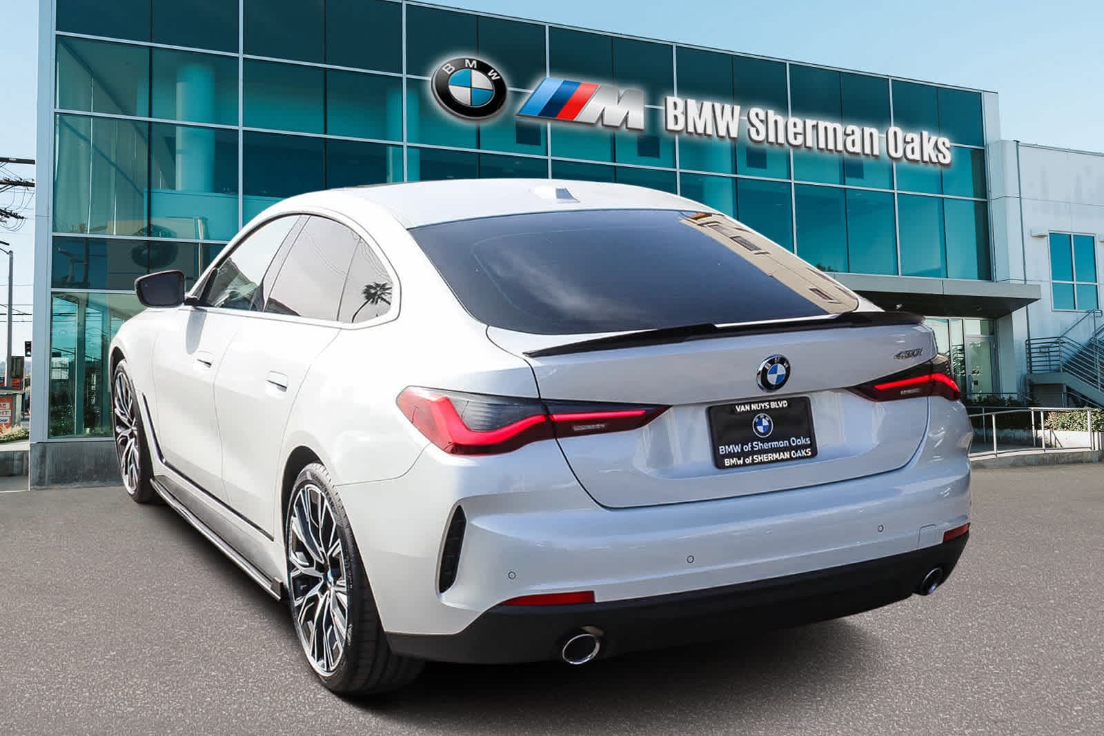 Thumbnail: 2022 BMW 4 Series - 6