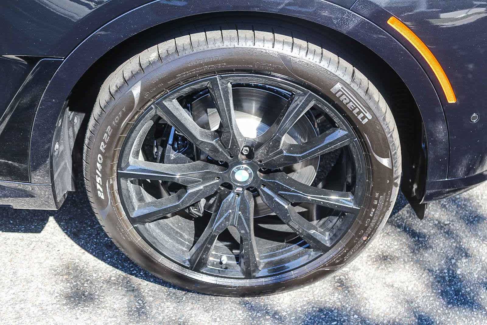 Thumbnail: 2026 BMW X7 - 9