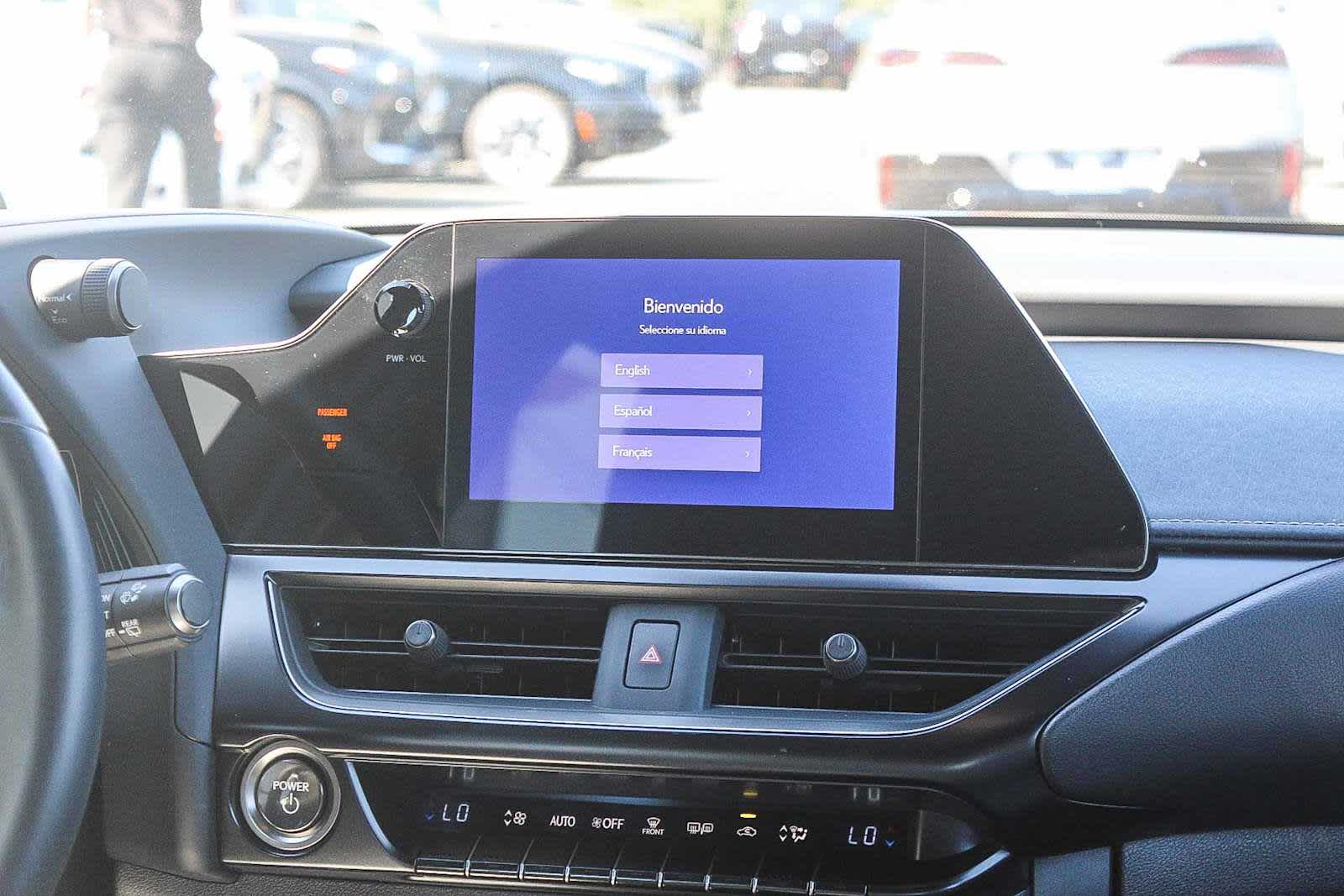 Thumbnail: 2024 Lexus UX - 11