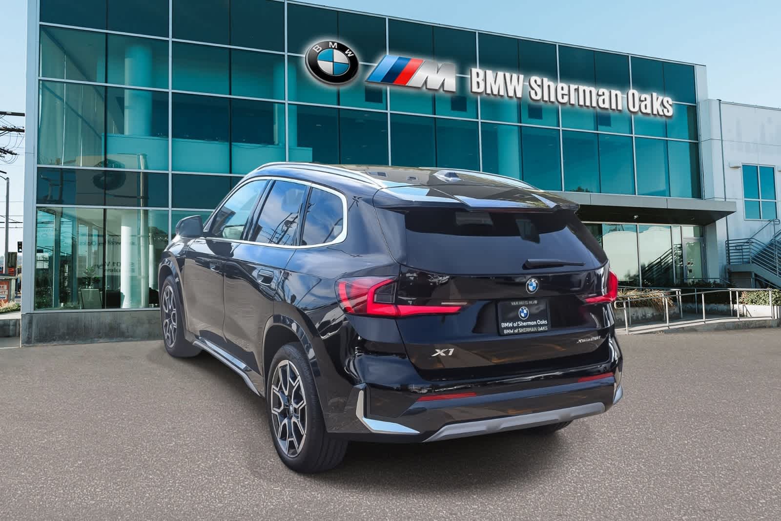 Thumbnail: 2026 BMW X1 - 6