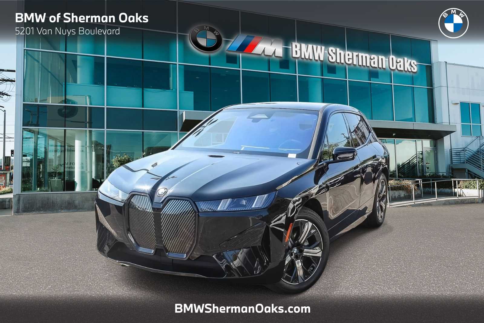 Thumbnail: 2026 BMW iX - 1