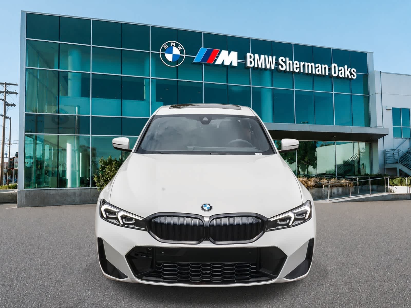 Thumbnail: 2026 BMW 3 Series - 2