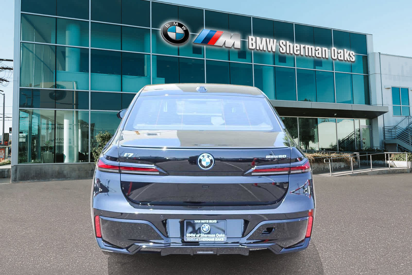 Thumbnail: 2025 BMW i7 - 5