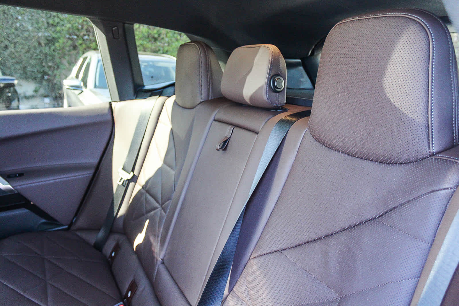 Thumbnail: 2026 BMW iX - 18