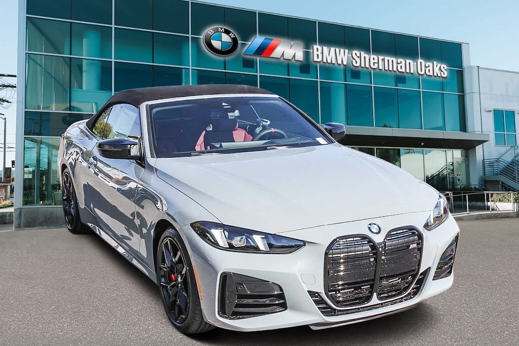 New 2026 BMW M440i Convertible