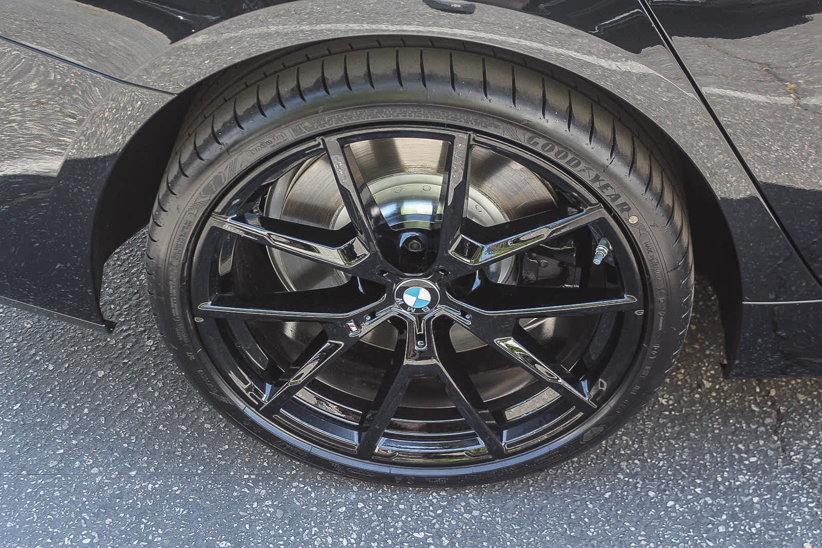 Thumbnail: 2026 BMW 8 Series - 8