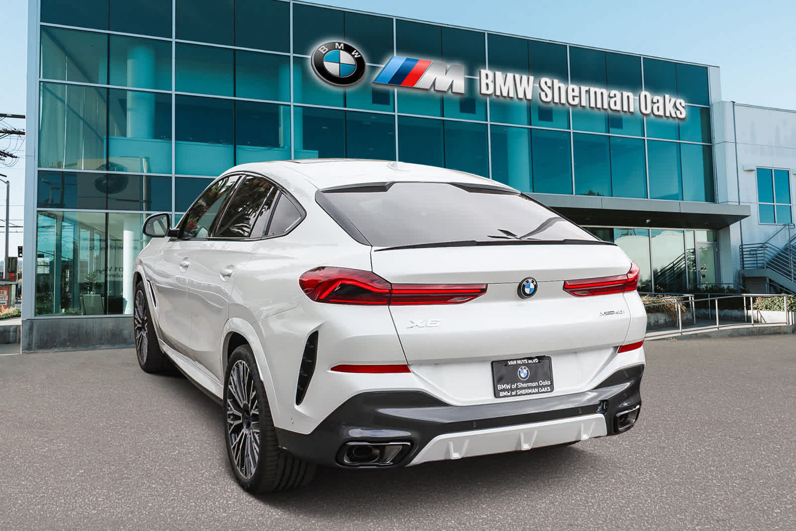 Thumbnail: 2026 BMW X6 - 6