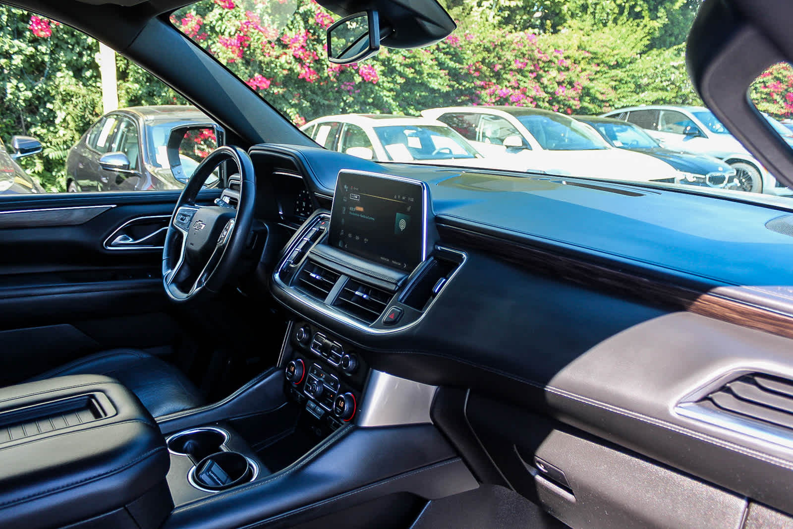 Thumbnail: 2023 Chevrolet Tahoe - 16