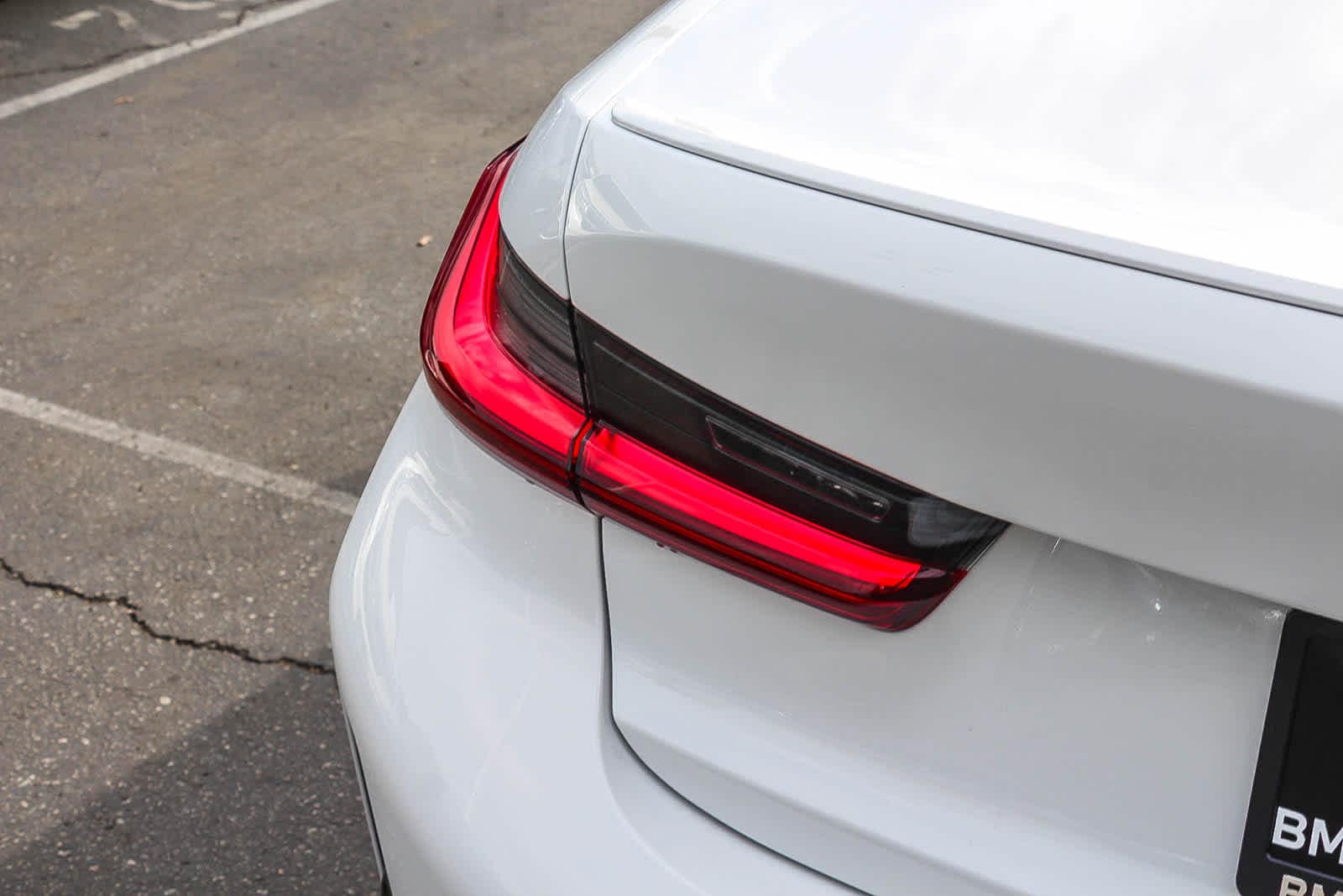 Thumbnail: 2026 BMW 3 Series - 13