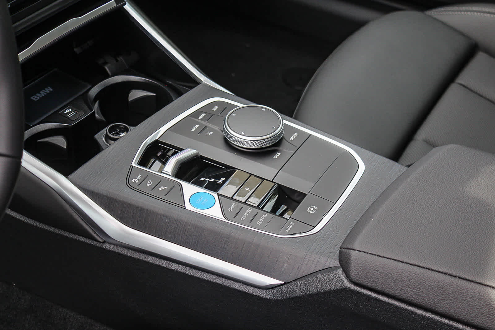 Thumbnail: 2026 BMW i4 - 19