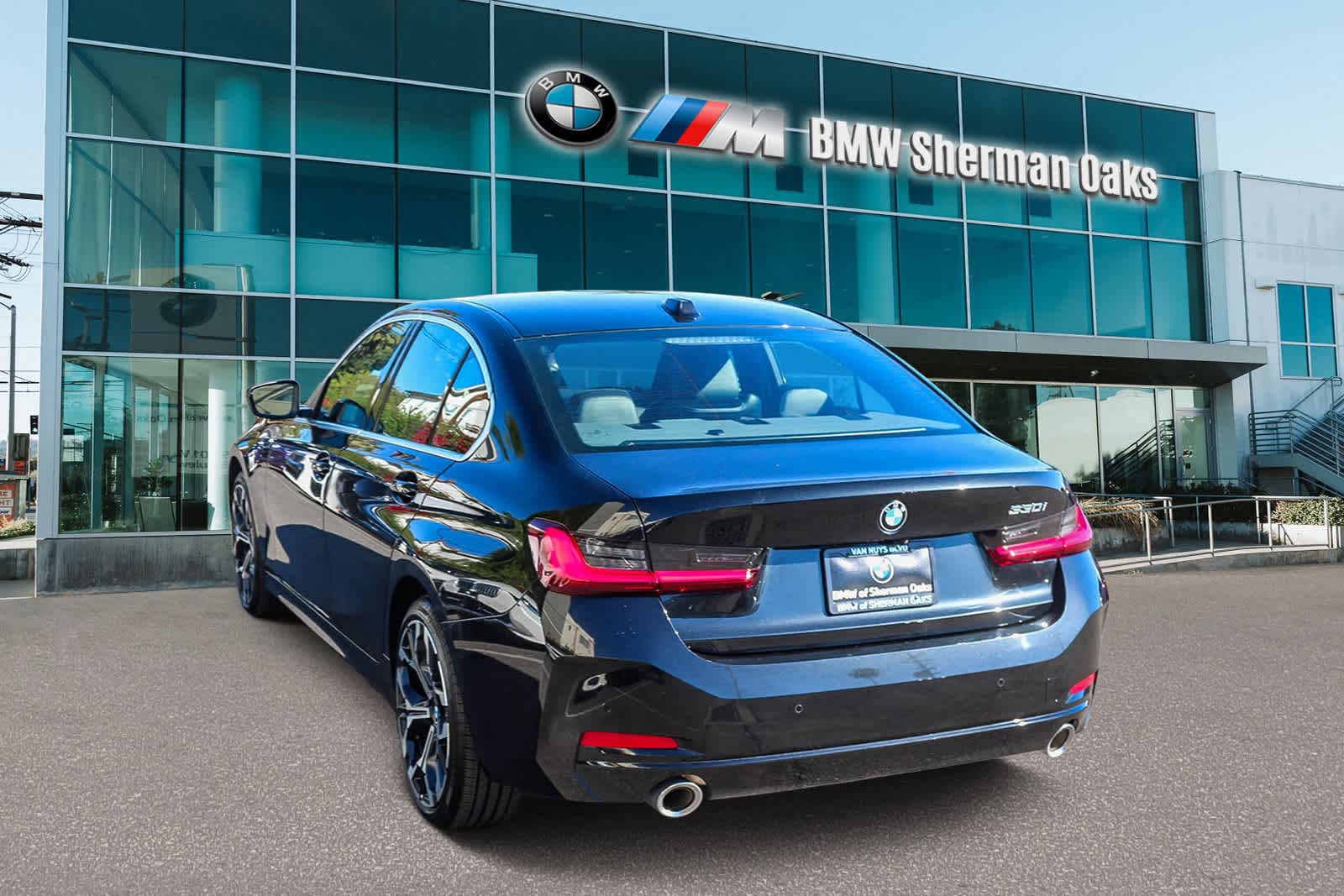 Thumbnail: 2025 BMW 3 Series - 6