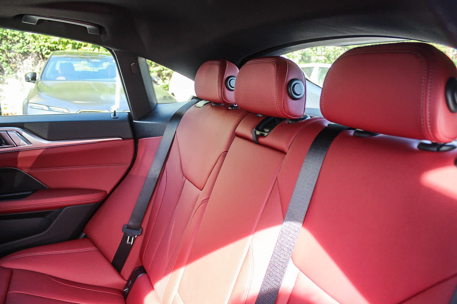 Thumbnail: 2026 BMW i4 - 18