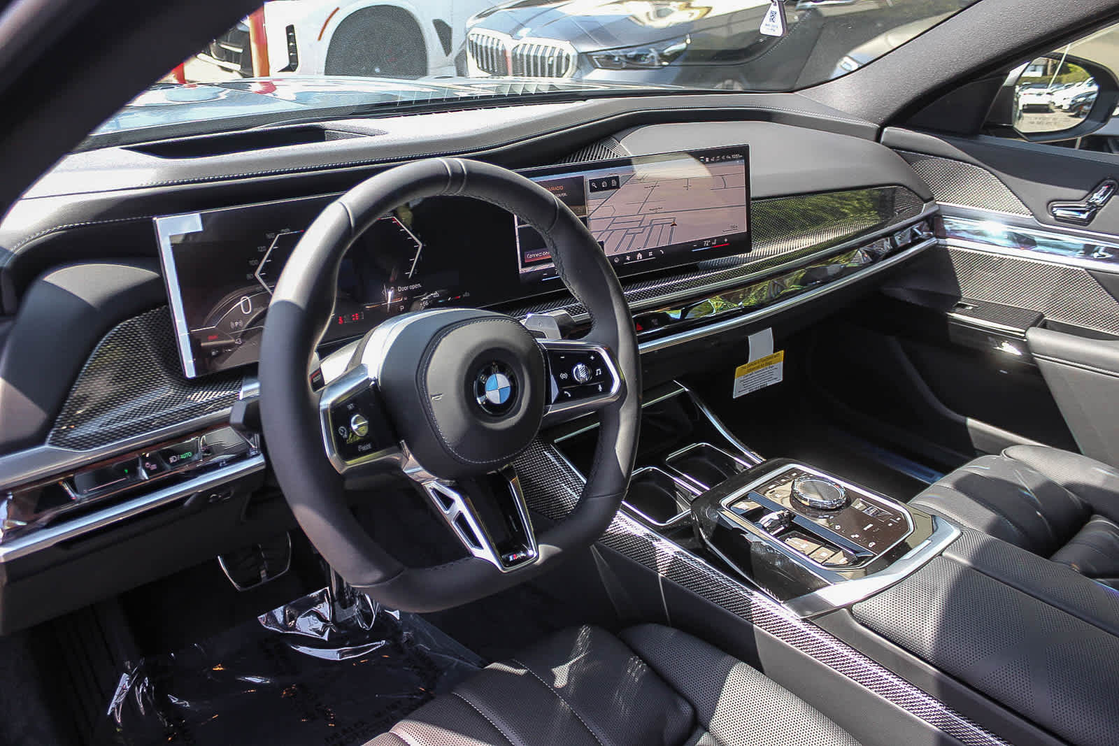 Thumbnail: 2026 BMW 7 Series - 17