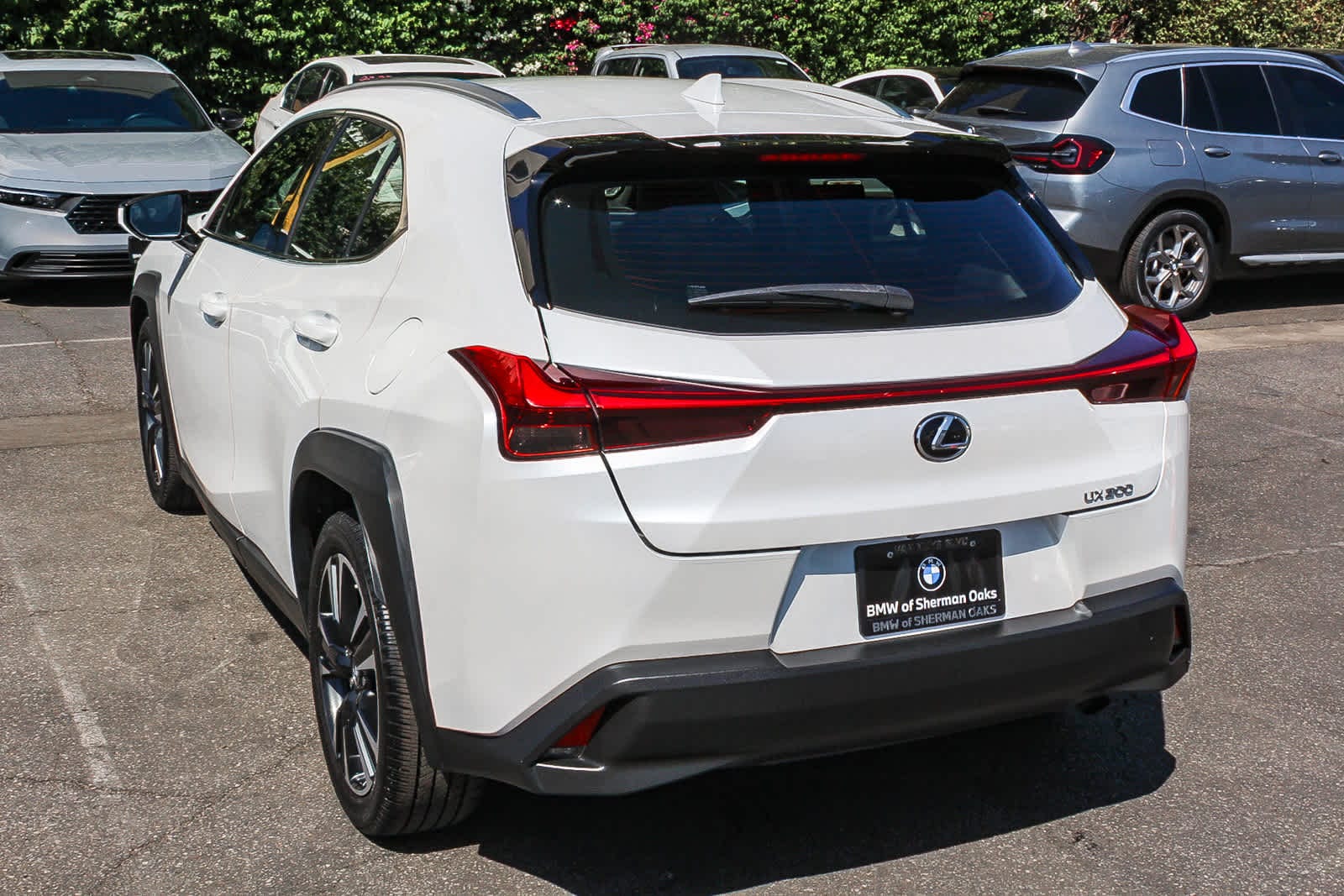 Thumbnail: 2020 Lexus UX - 11
