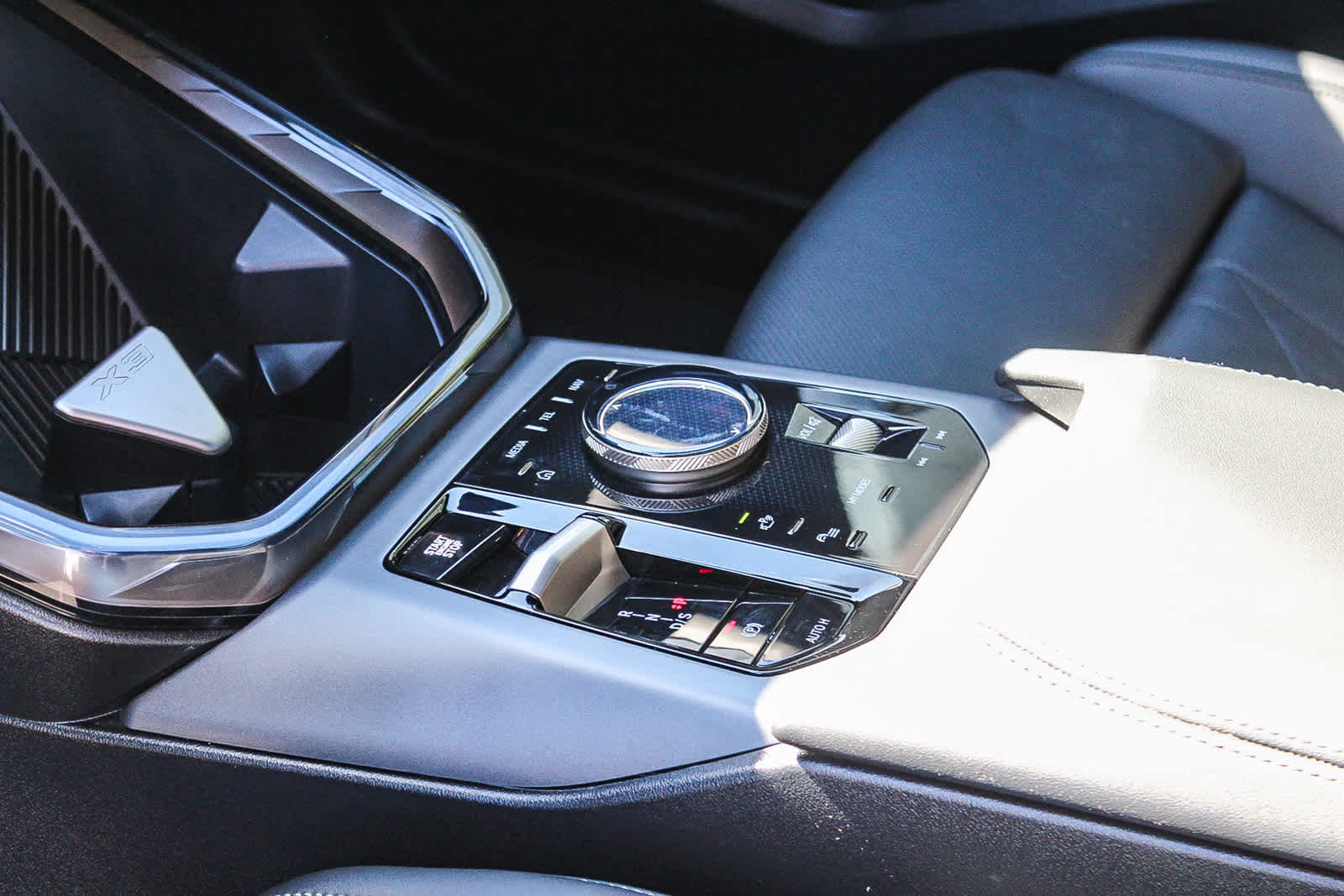 Thumbnail: 2025 BMW X3 - 19