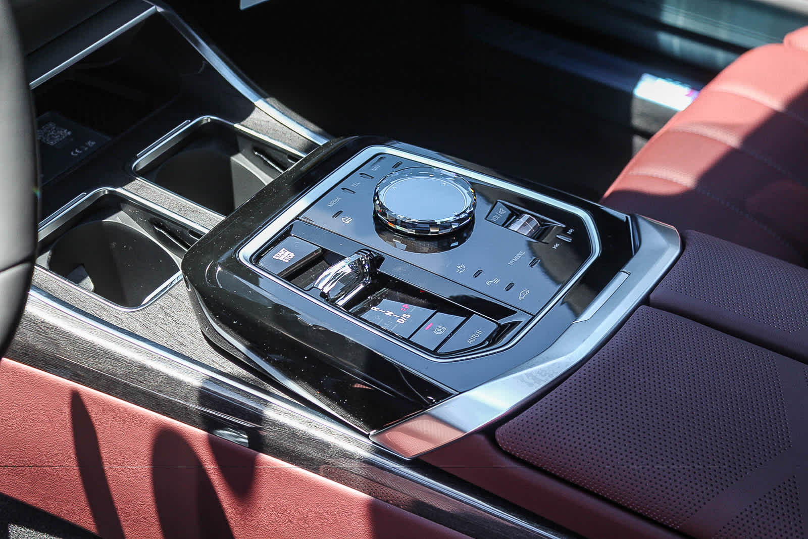 Thumbnail: 2026 BMW 7 Series - 22