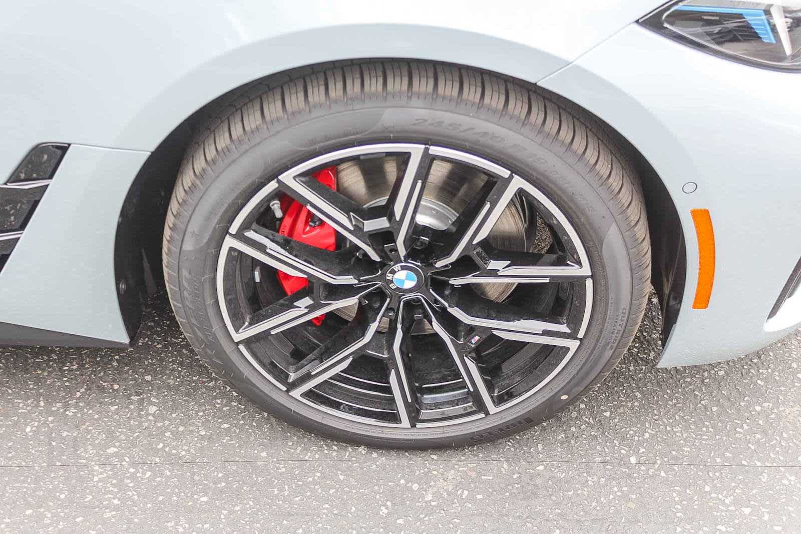 Thumbnail: 2026 BMW i4 - 9