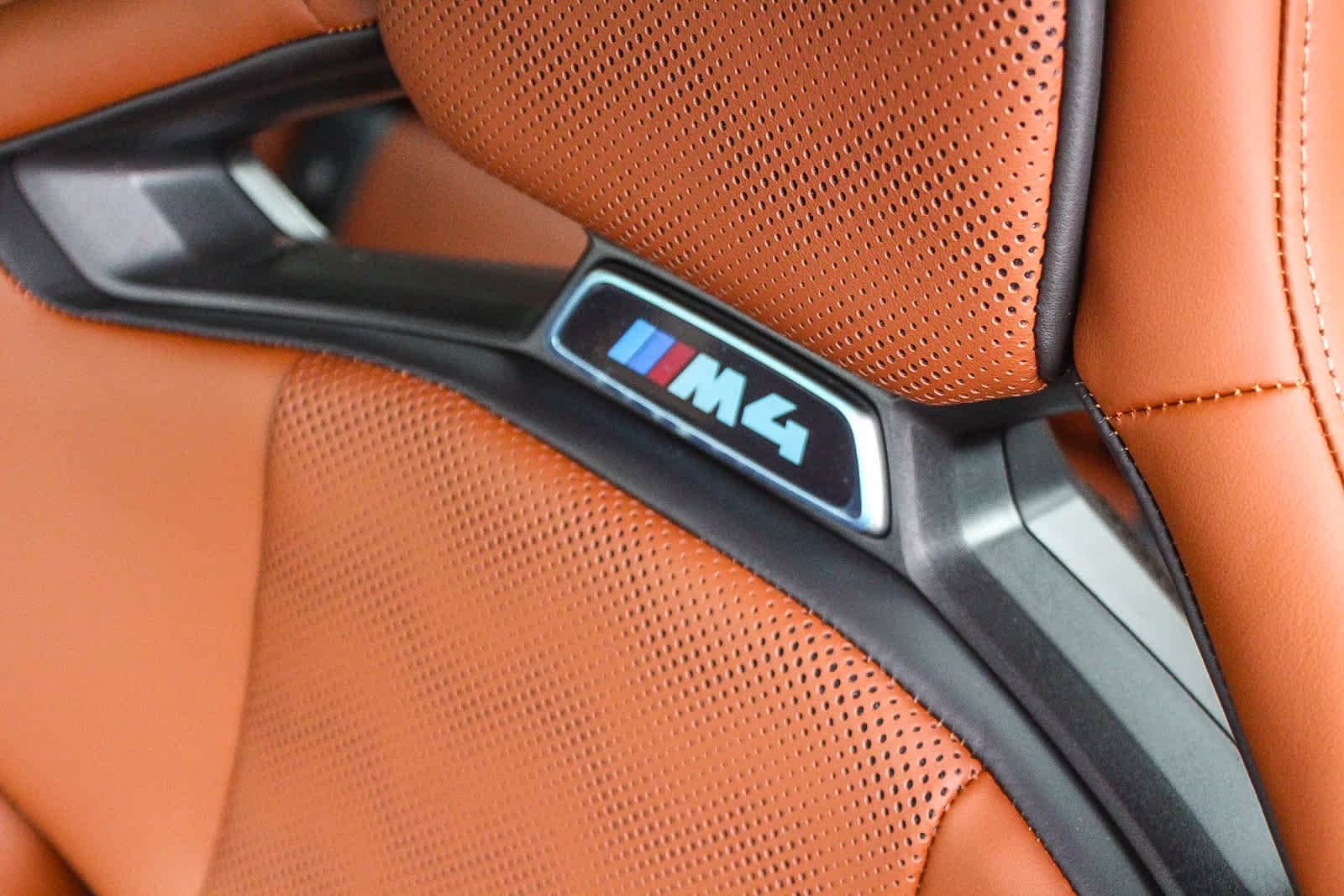 Thumbnail: 2026 BMW M4 - 4