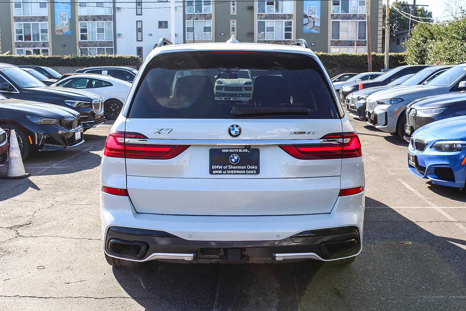 Thumbnail: 2019 BMW X7 - 9