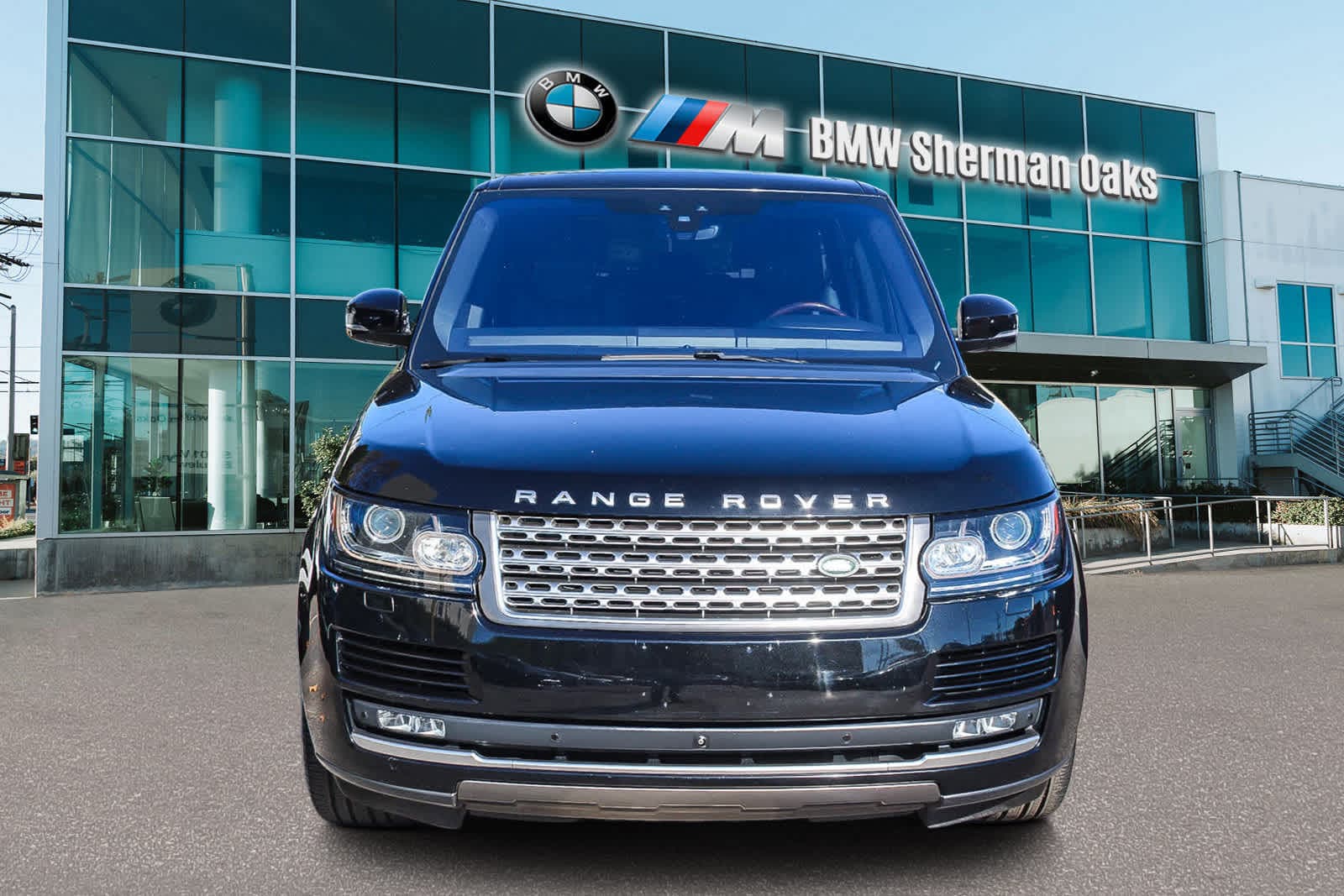 Thumbnail: 2017 Land Rover Range Rover - 2