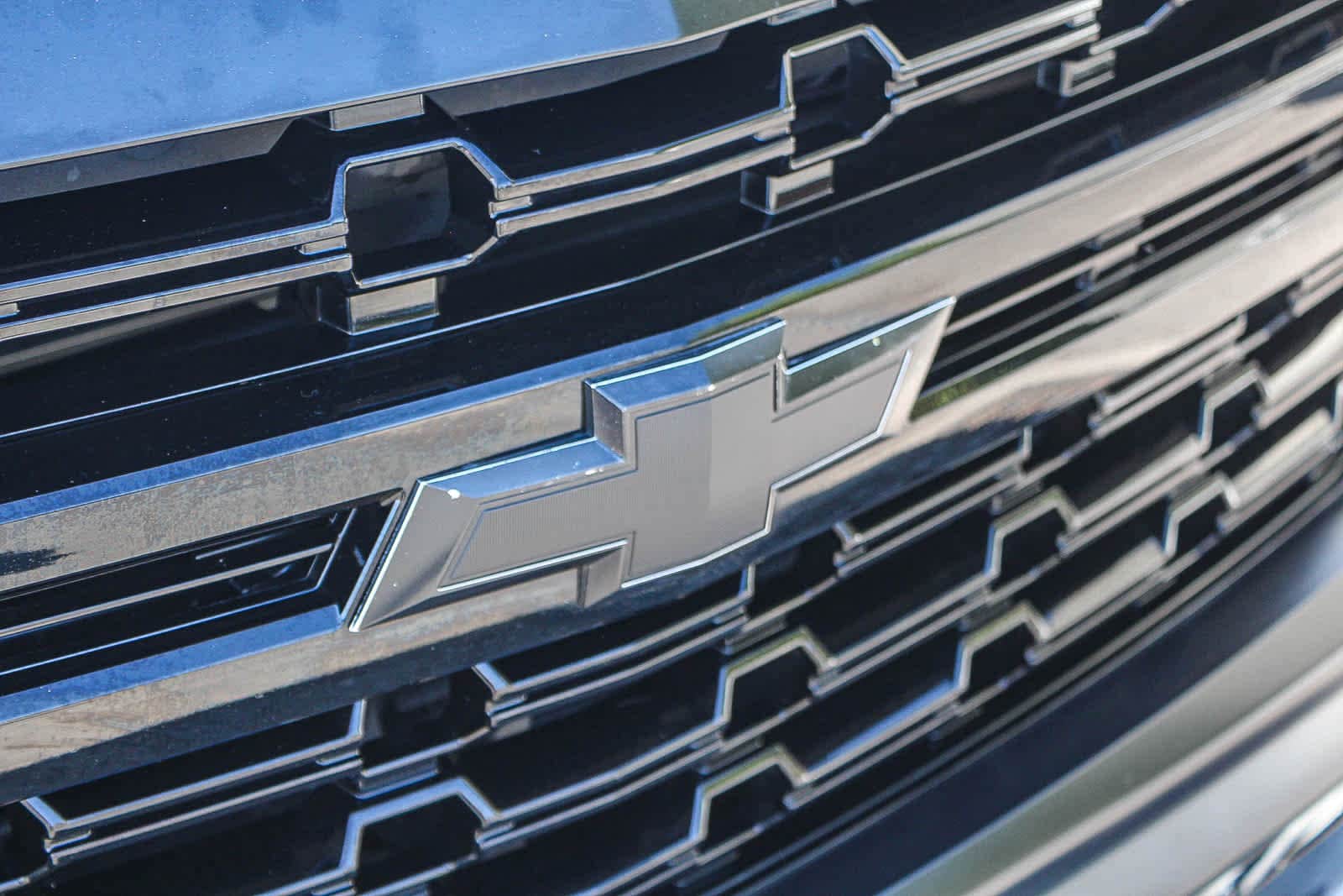 Thumbnail: 2023 Chevrolet Tahoe - 11