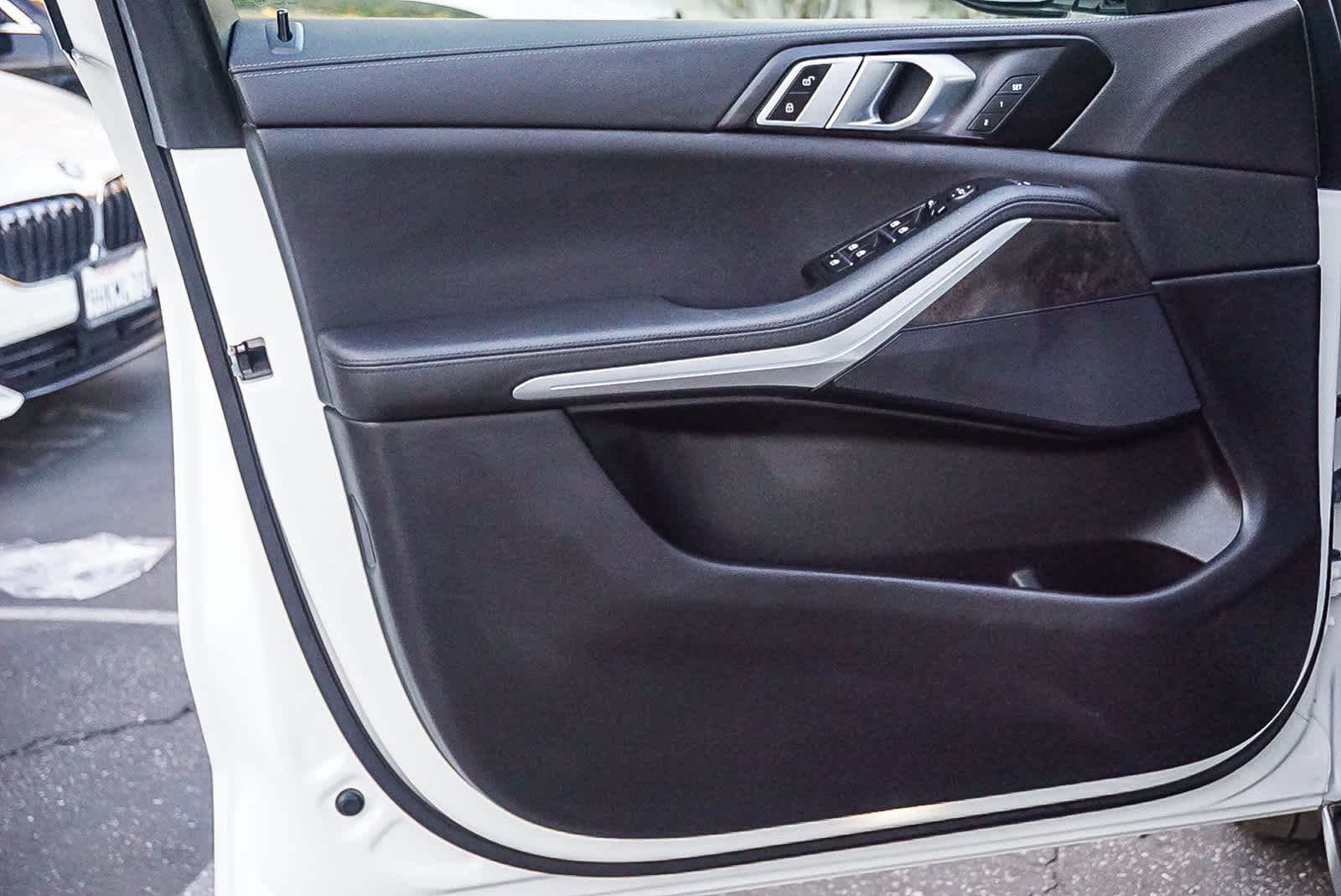 Thumbnail: 2022 BMW X5 - 23