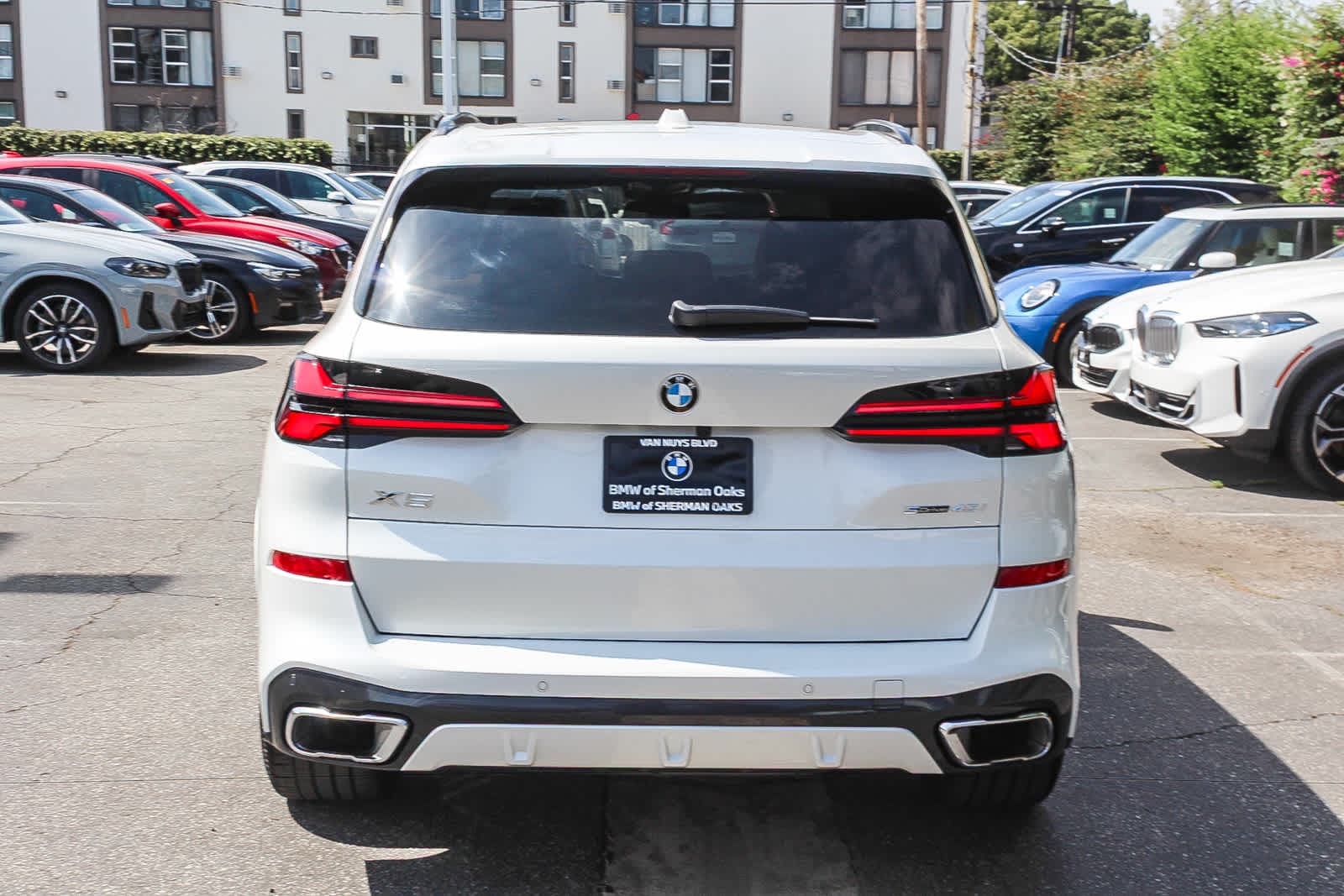 Thumbnail: 2026 BMW X5 - 5