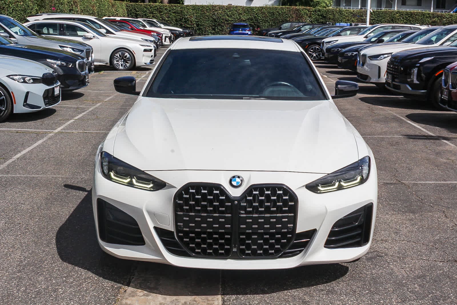 2023 BMW 430i photo 2