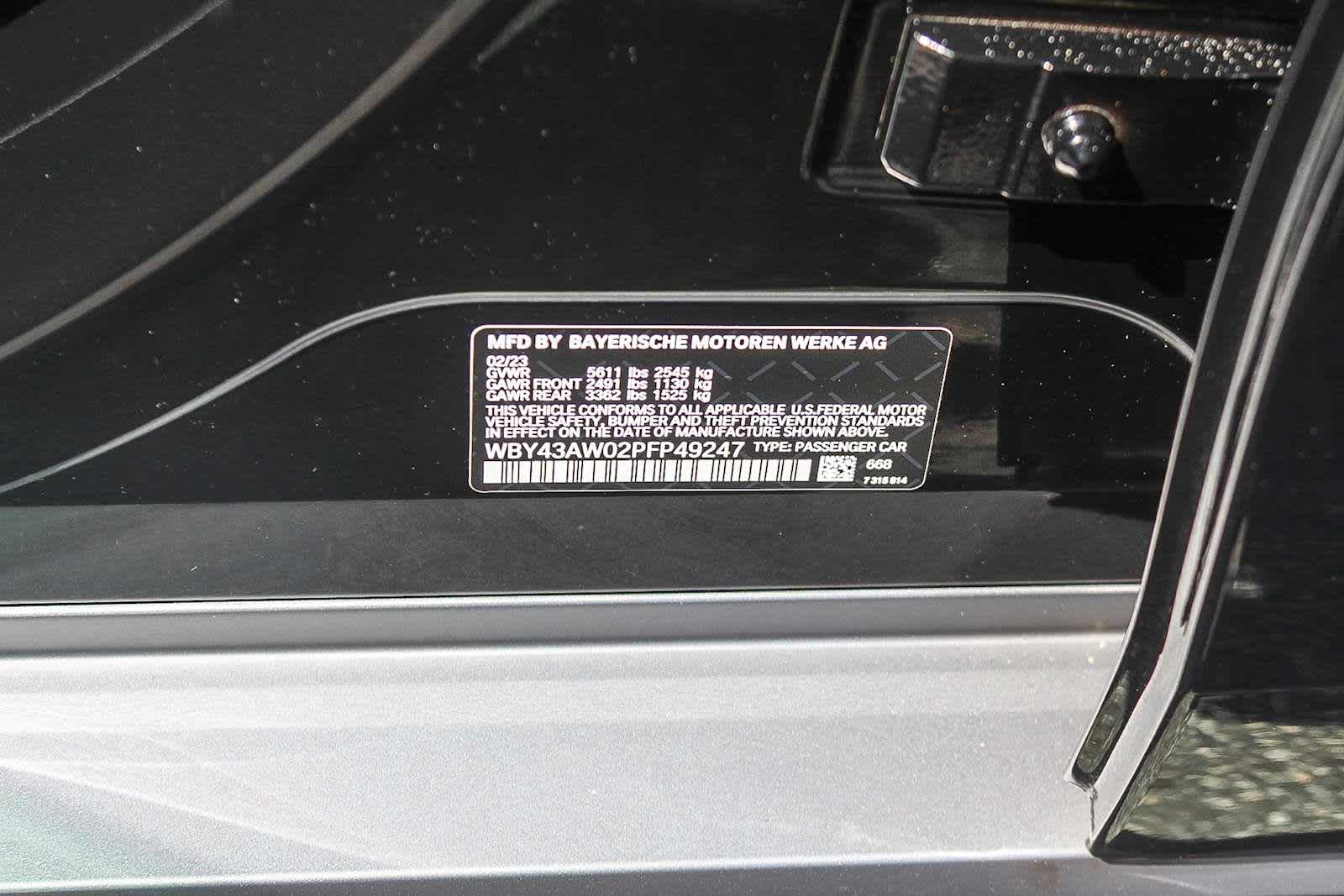 Thumbnail: 2023 BMW i4 - 28