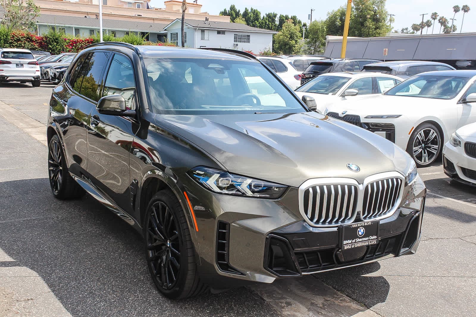 Thumbnail: 2026 BMW X5 - 2
