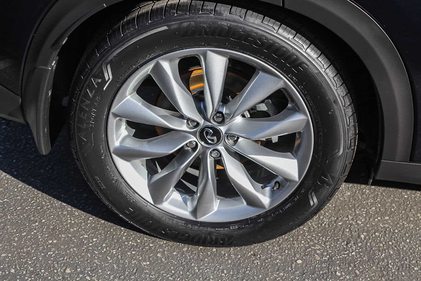 Thumbnail: 2019 INFINITI QX50 - 8