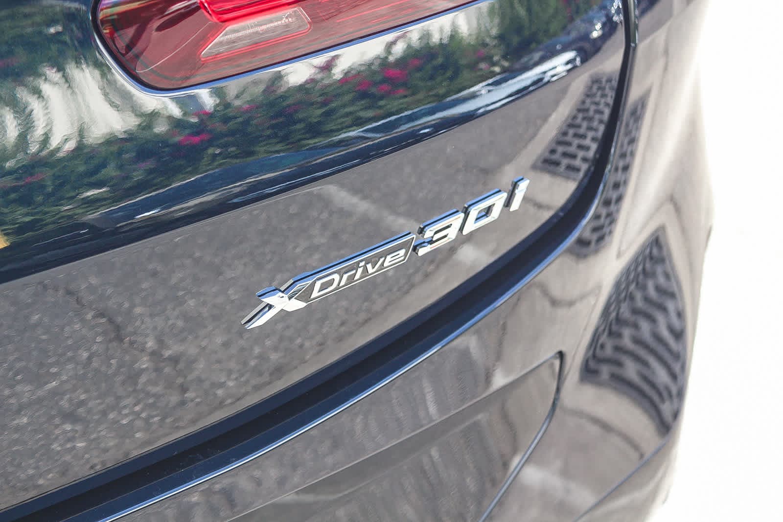 Thumbnail: 2025 BMW X4 - 25