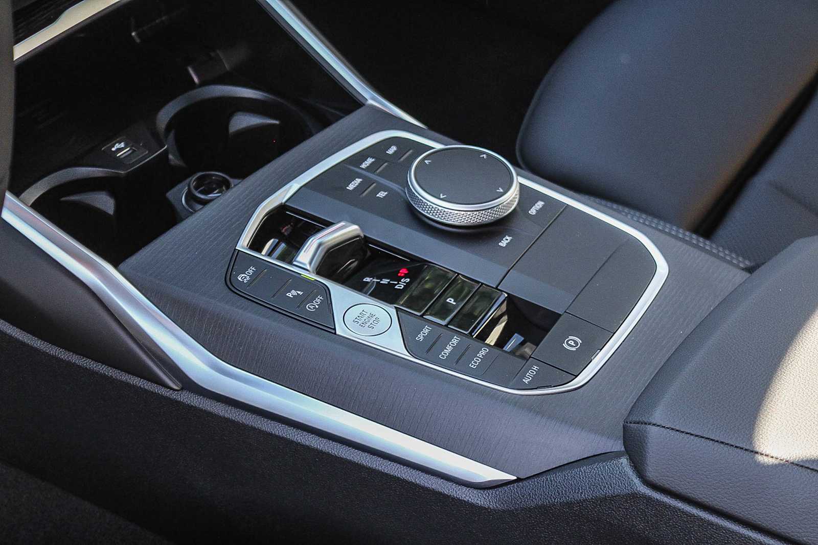 Thumbnail: 2026 BMW 3 Series - 19