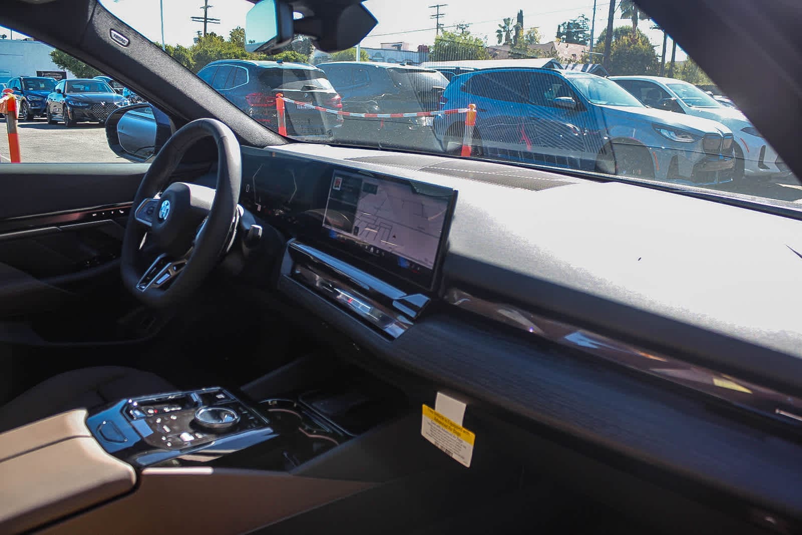 Thumbnail: 2026 BMW 5 Series - 16