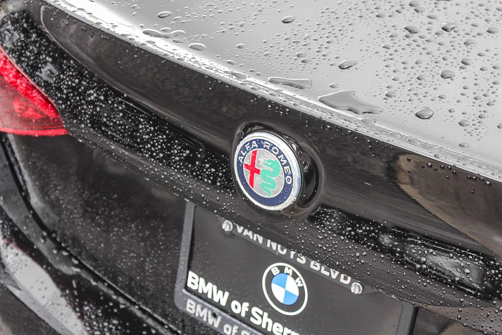 Thumbnail: 2019 Alfa Romeo Giulia - 15