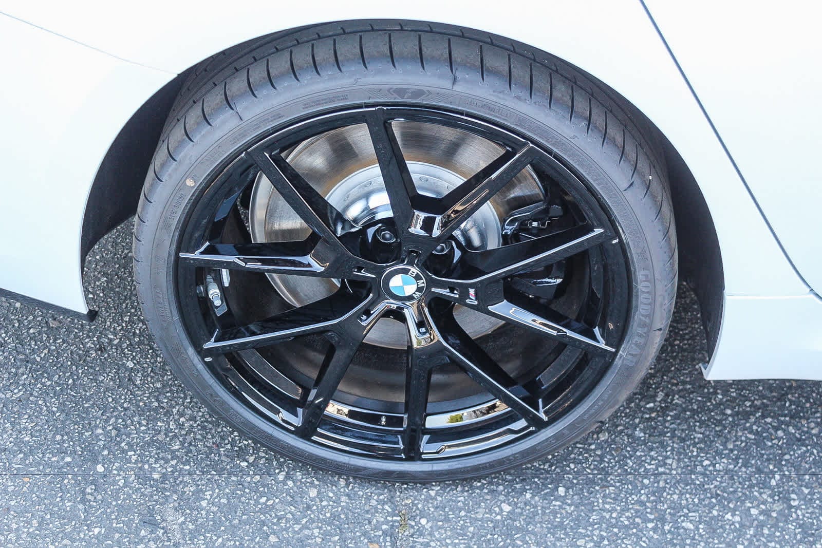 Thumbnail: 2026 BMW 8 Series - 8