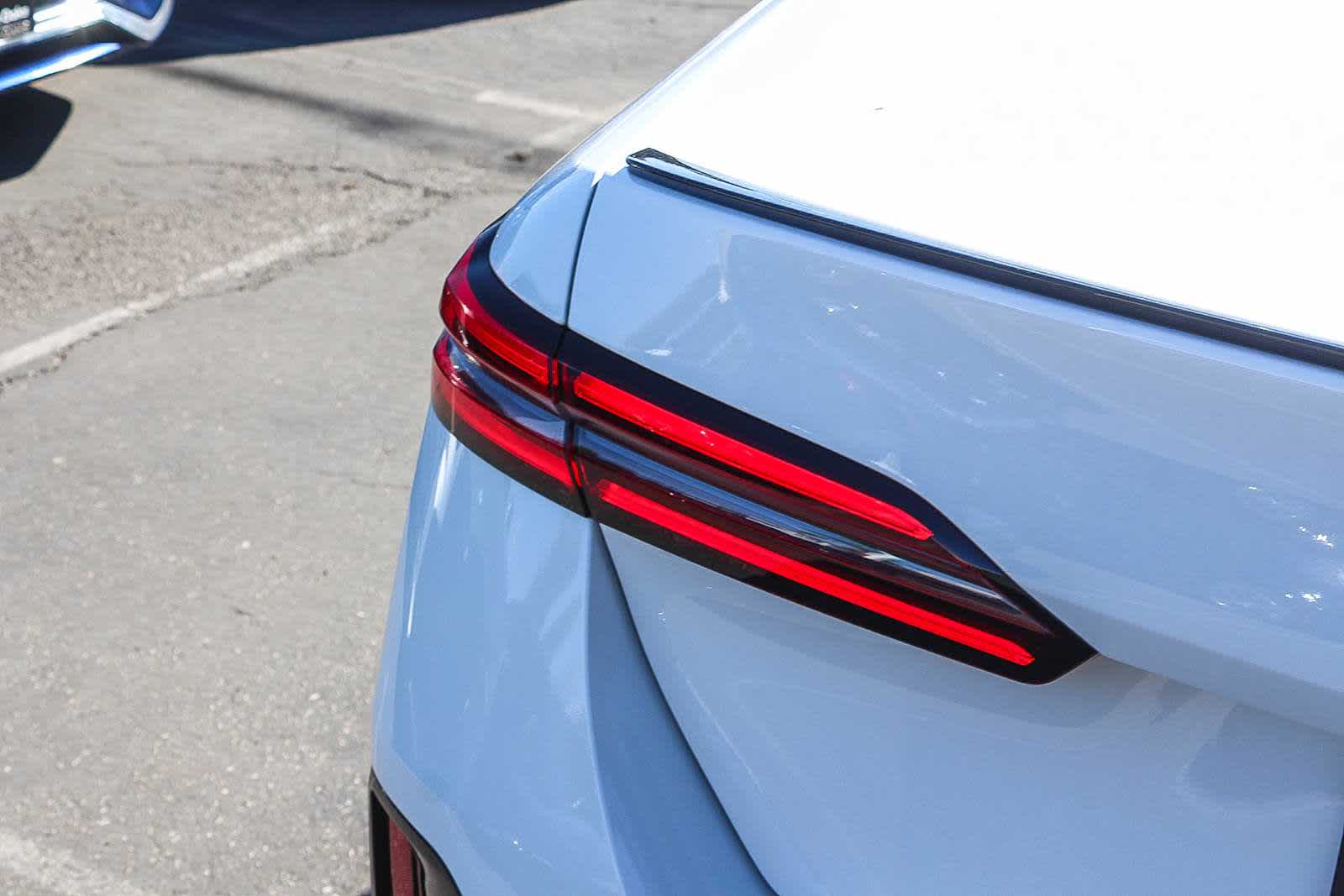 Thumbnail: 2026 BMW 5 Series - 7