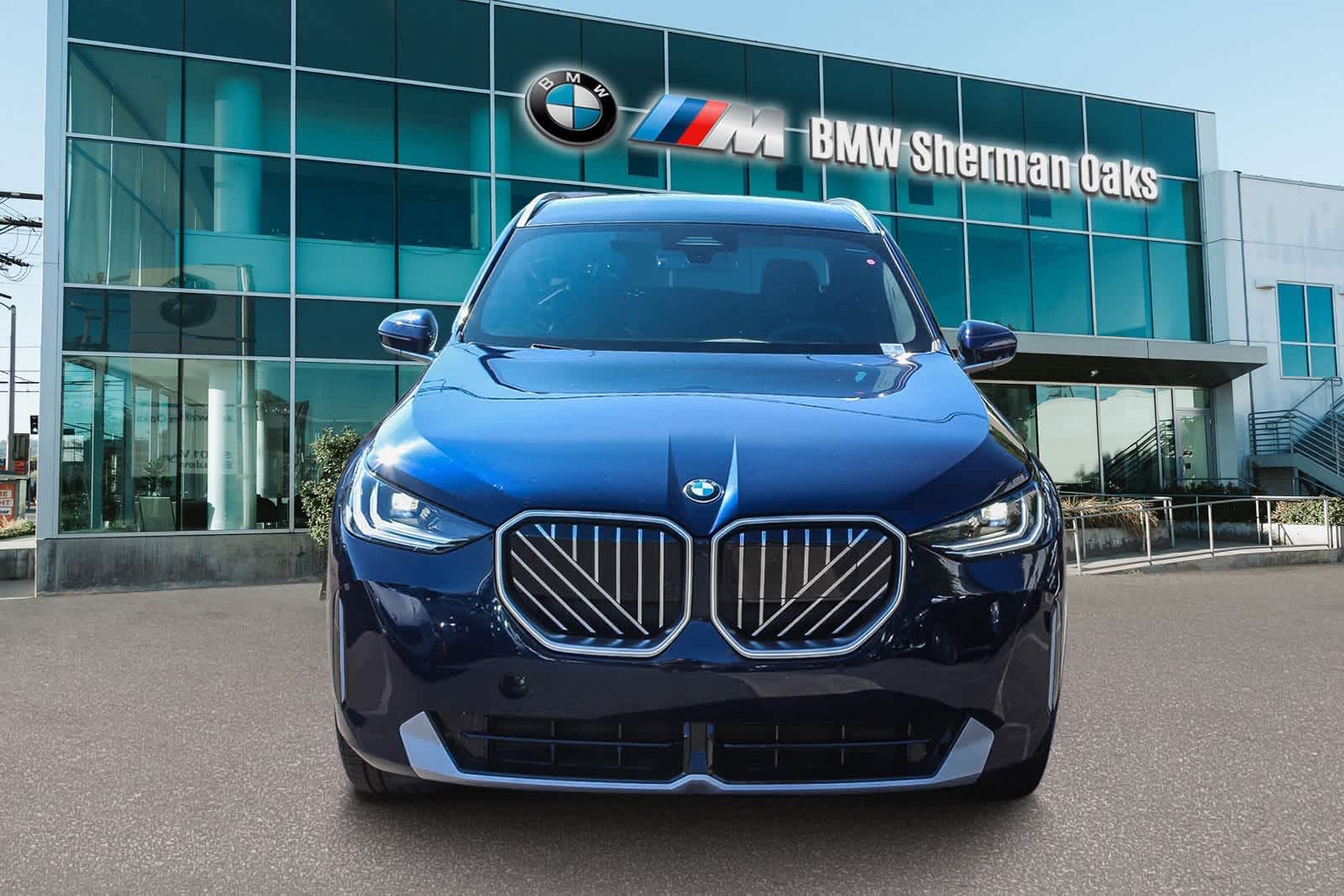 Thumbnail: 2026 BMW X3 - 2