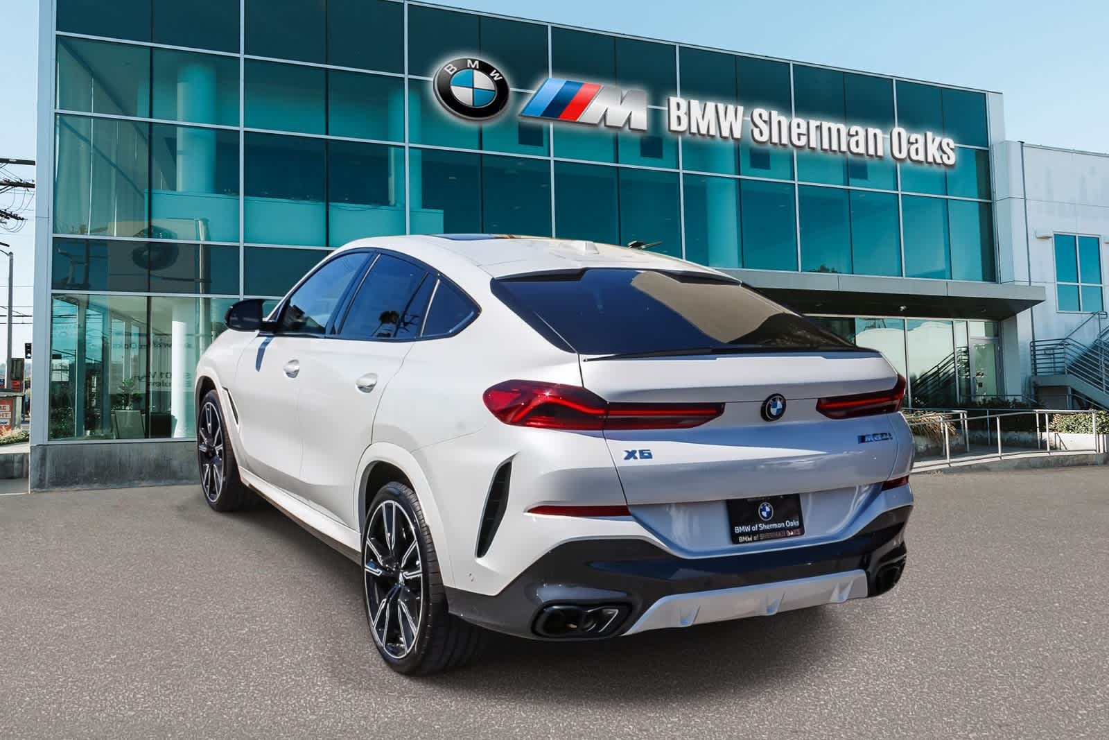 Thumbnail: 2027 BMW X6 - 6