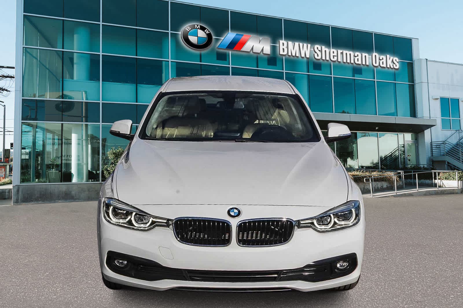 Thumbnail: 2018 BMW 3 Series - 2