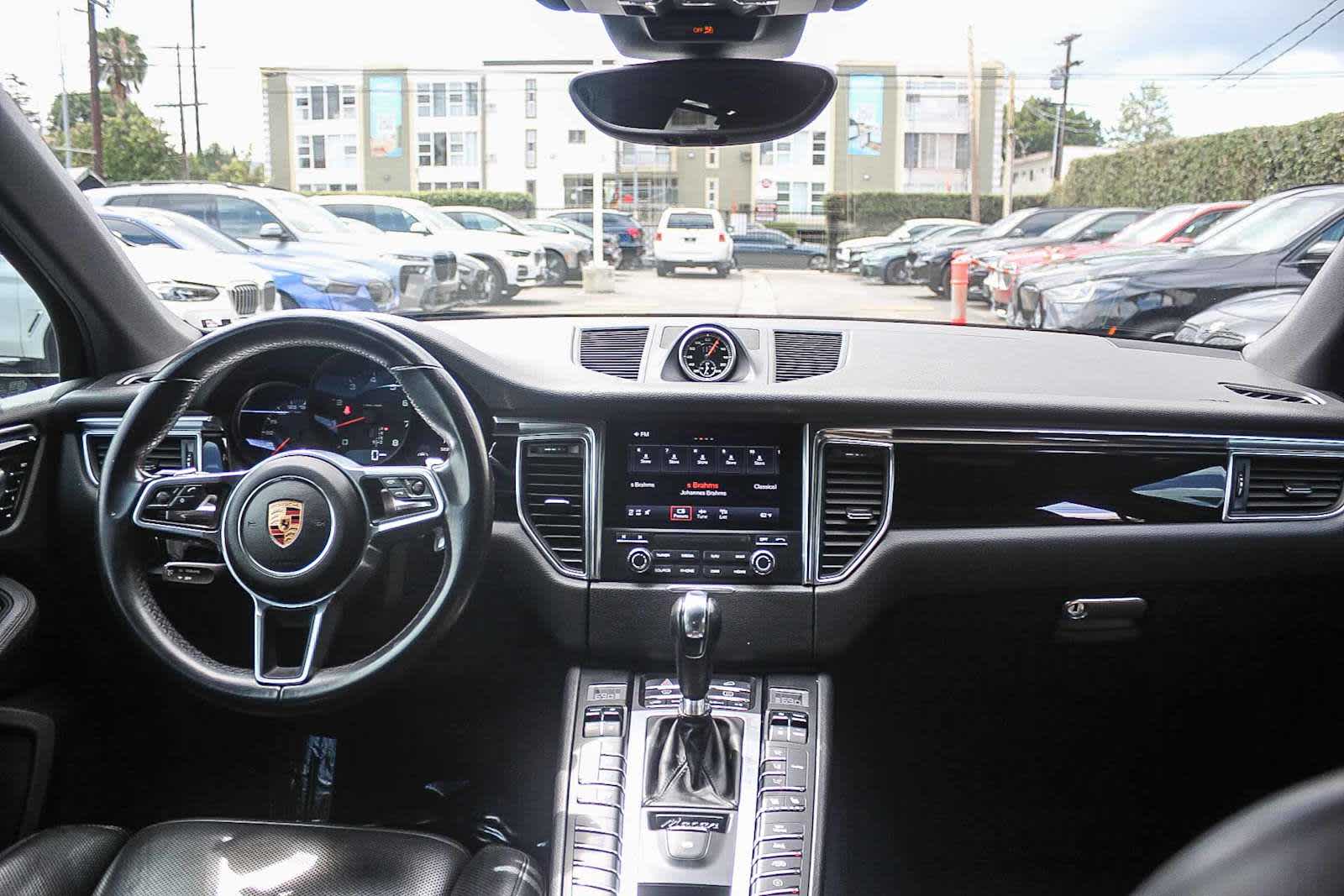 Thumbnail: 2018 Porsche Macan - 12