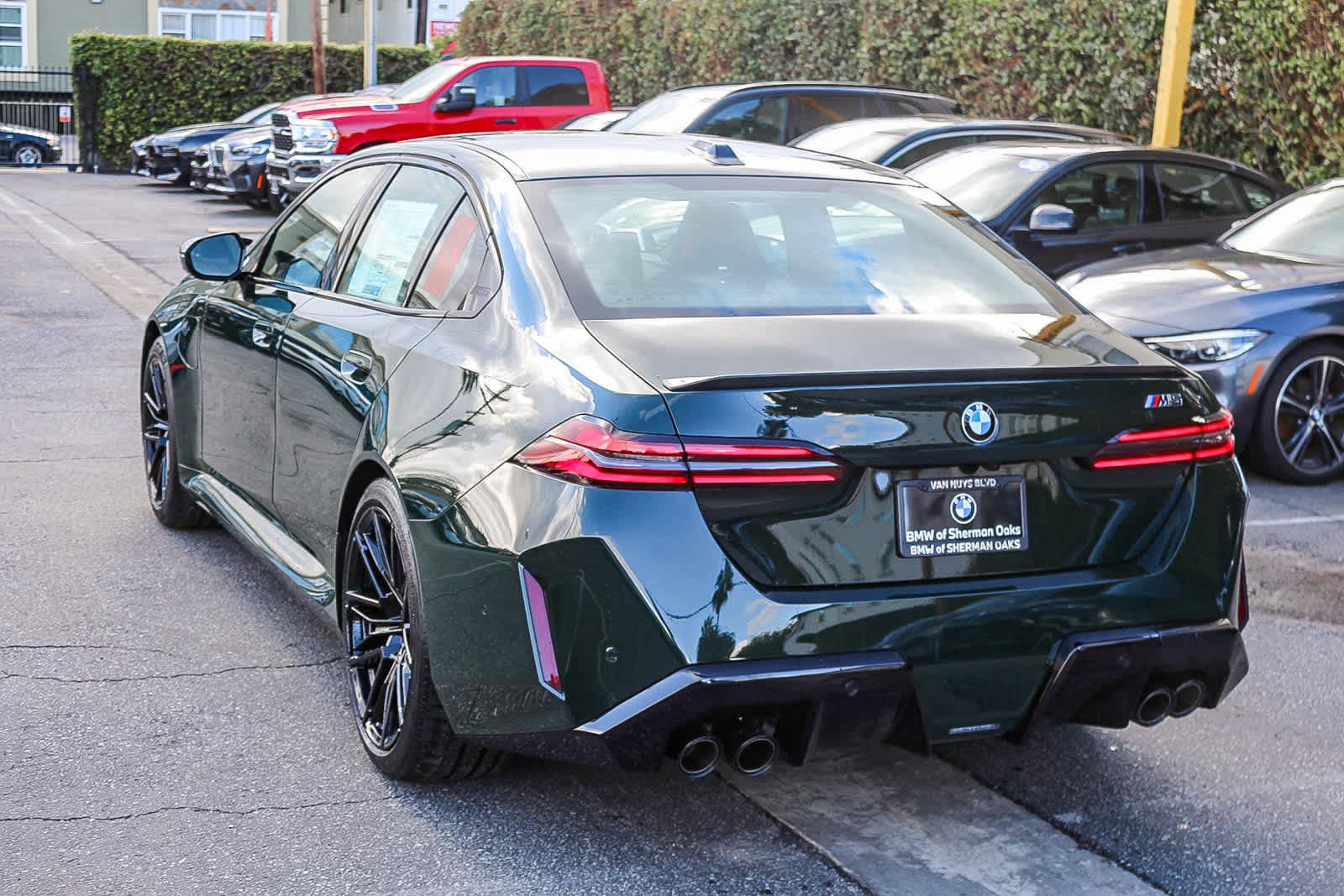 Thumbnail: 2026 BMW M5 - 11