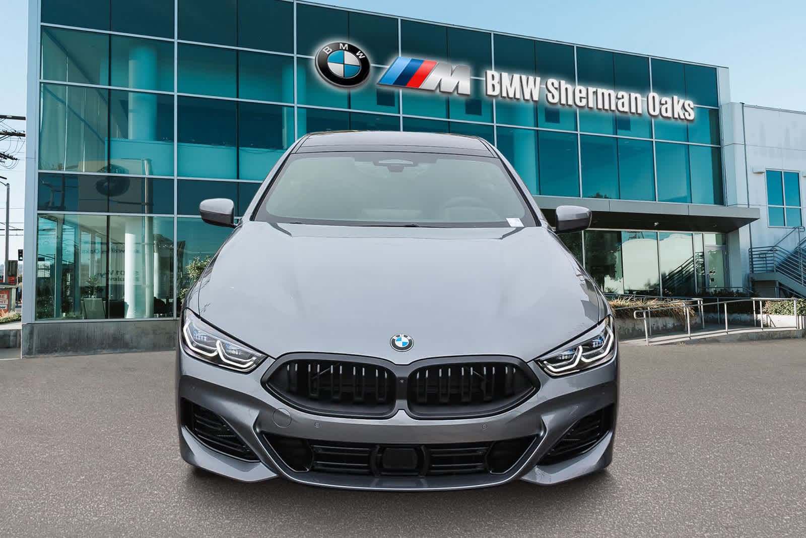 Thumbnail: 2026 BMW 8 Series - 2