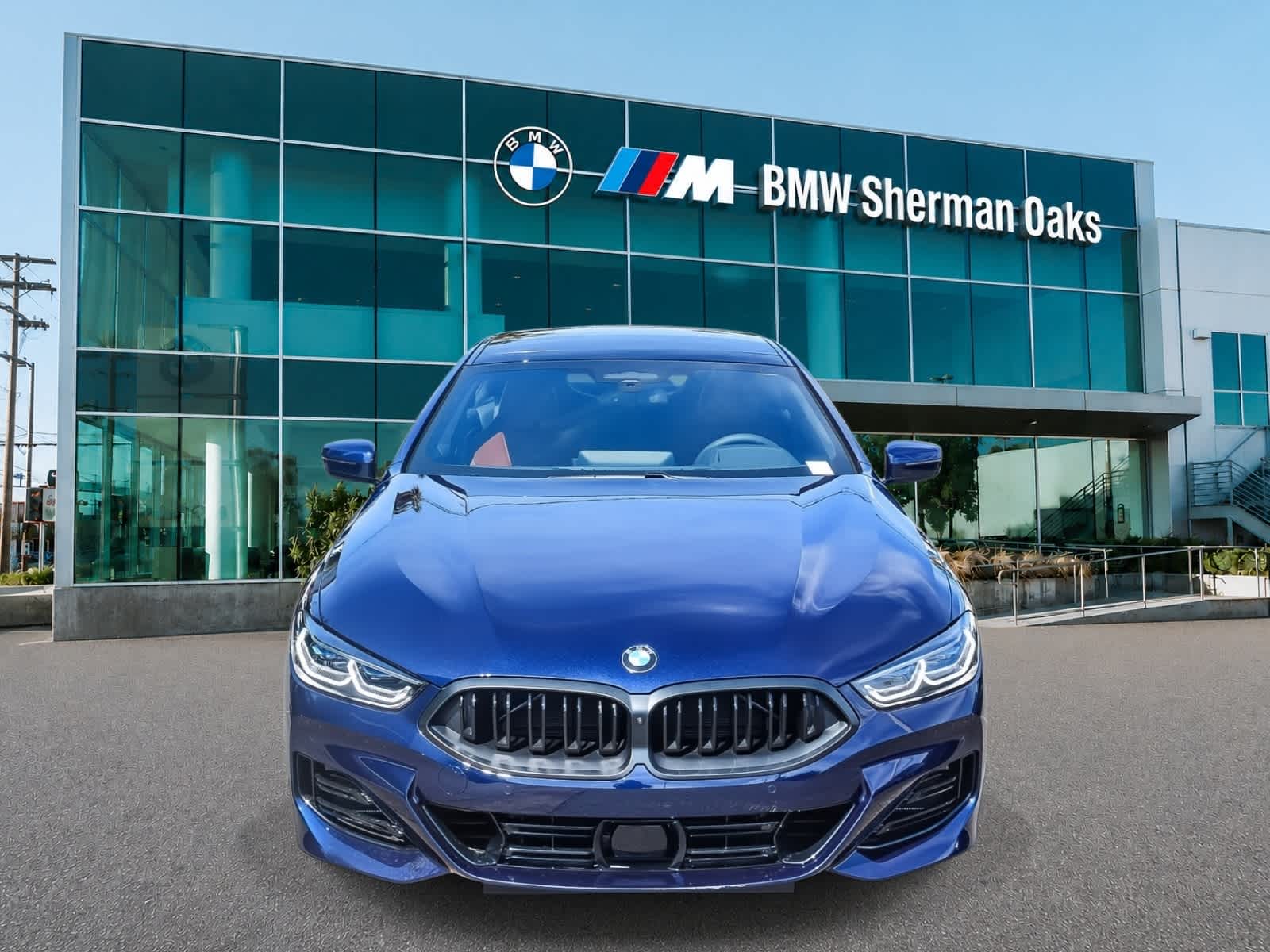 Thumbnail: 2026 BMW 8 Series - 2
