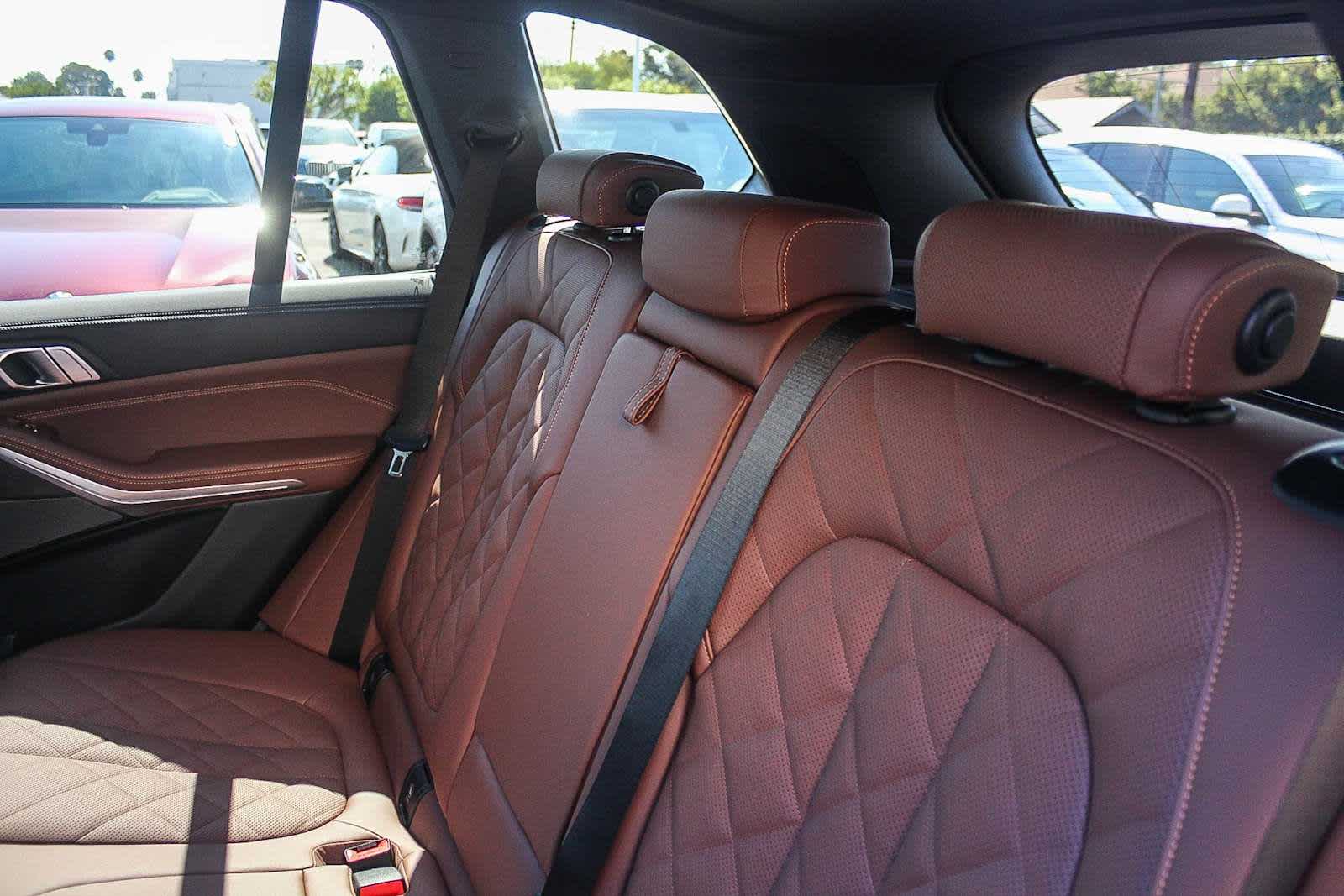 Thumbnail: 2026 BMW X5 - 18