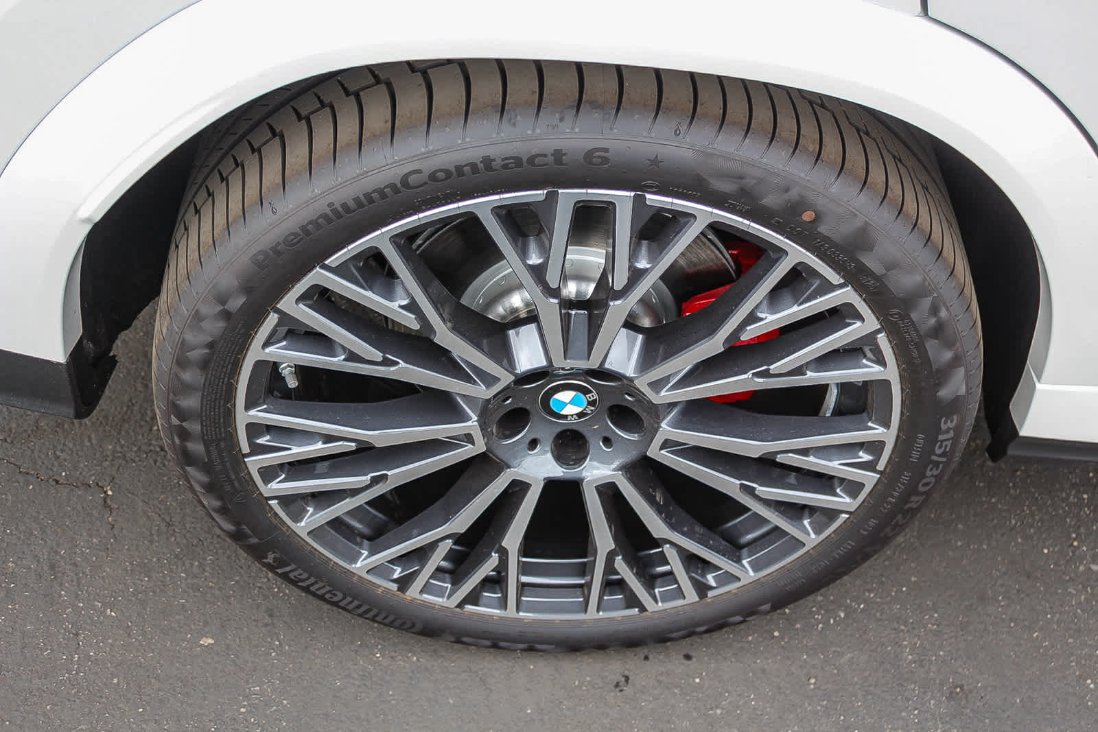 Thumbnail: 2026 BMW X6 - 8