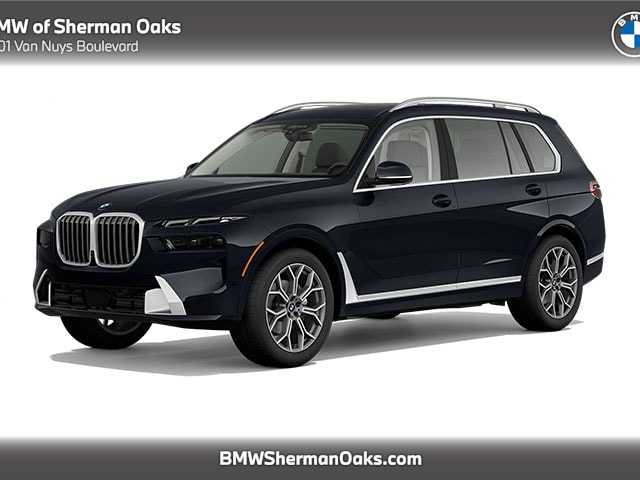2023 BMW X7 40i's photo
