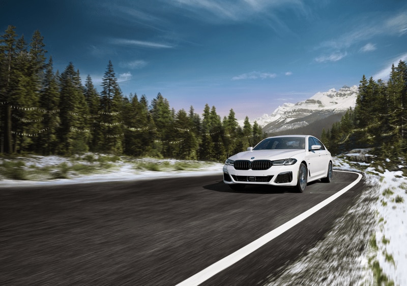 2022 BMW 5 Series on Wintry Road.png