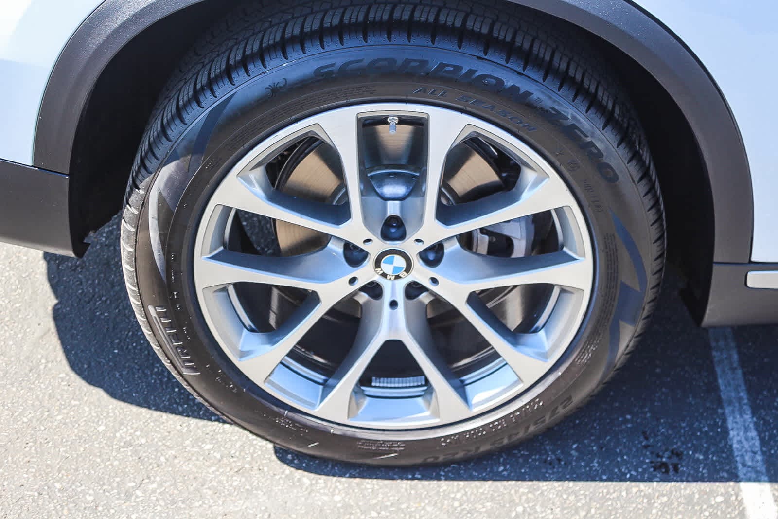 Thumbnail: 2025 BMW X5 - 8