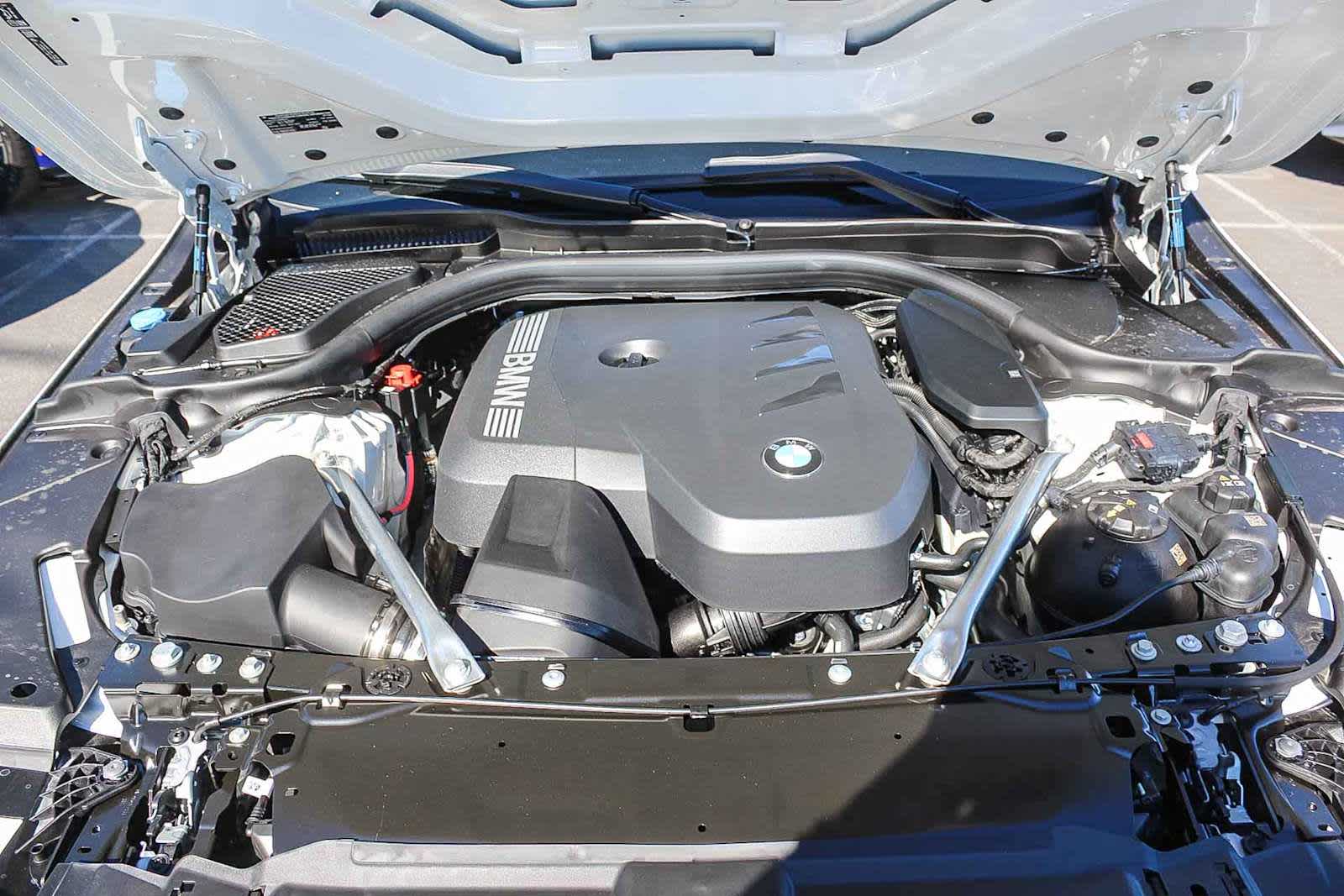 Thumbnail: 2026 BMW 5 Series - 26